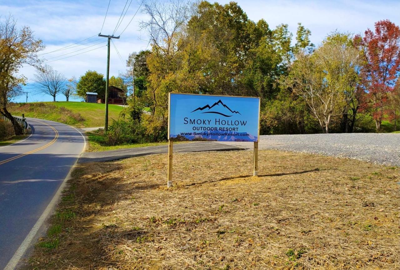 Smoky Hollow Outdoor Resort Covered Wagon Sevierville Exterior foto